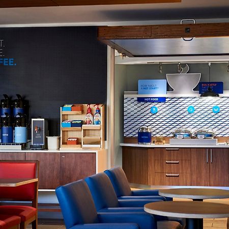 Holiday Inn Express & Suites Ridgecrest - China Lake By Ihg Dış mekan fotoğraf