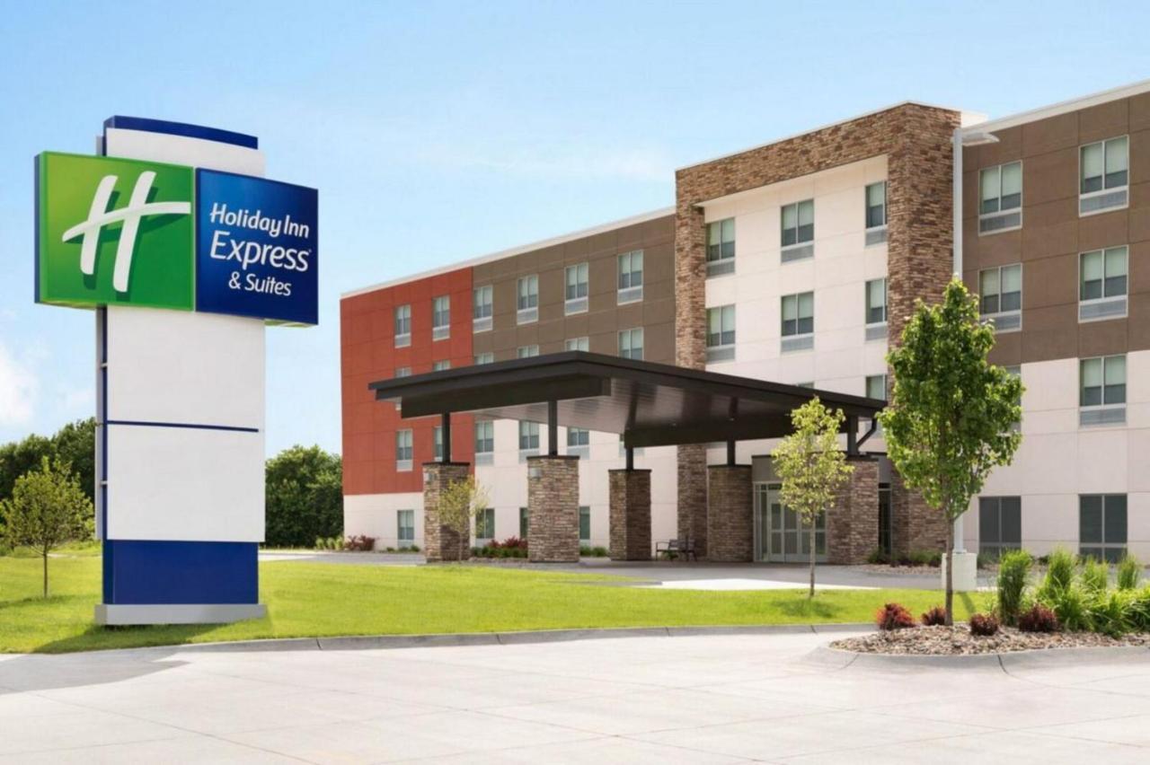 Holiday Inn Express & Suites Ridgecrest - China Lake By Ihg Dış mekan fotoğraf