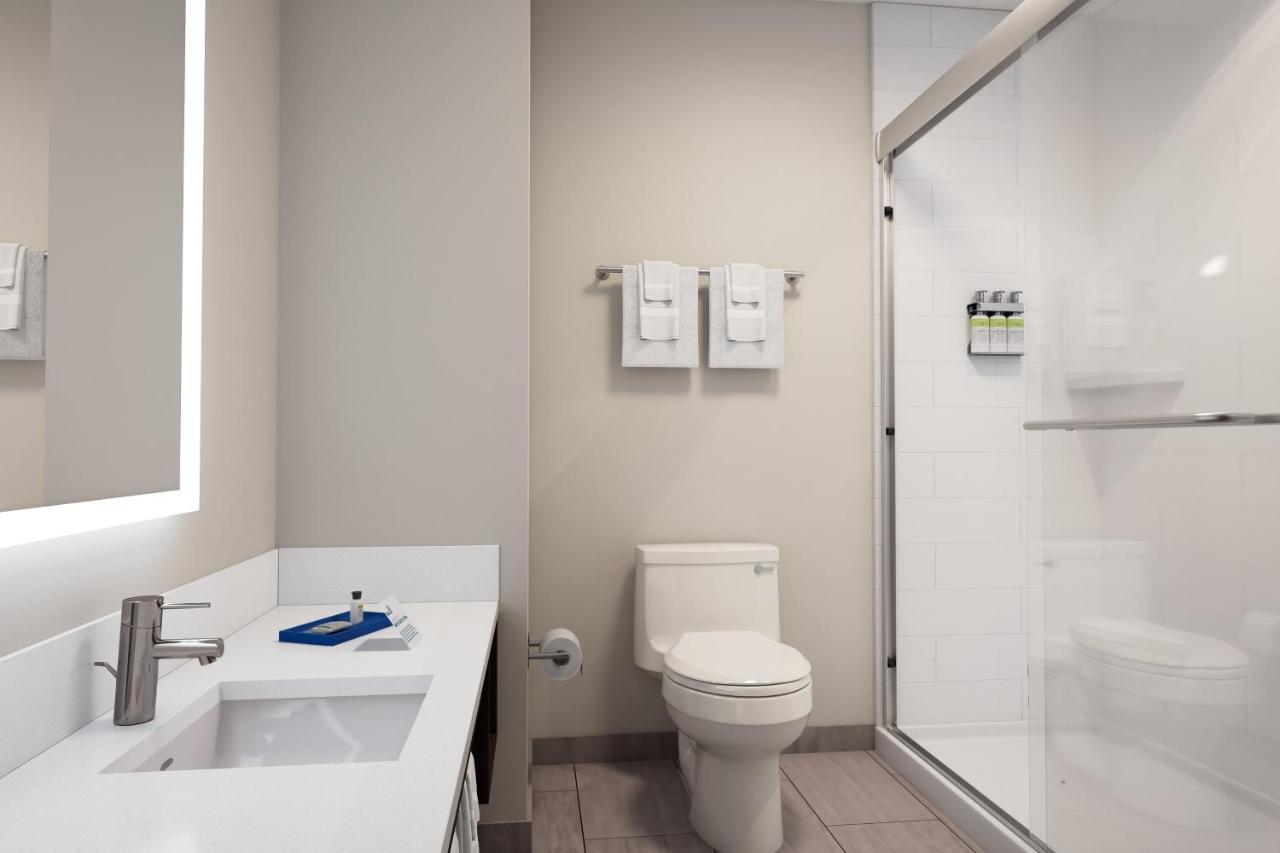 Holiday Inn Express & Suites Ridgecrest - China Lake By Ihg Dış mekan fotoğraf
