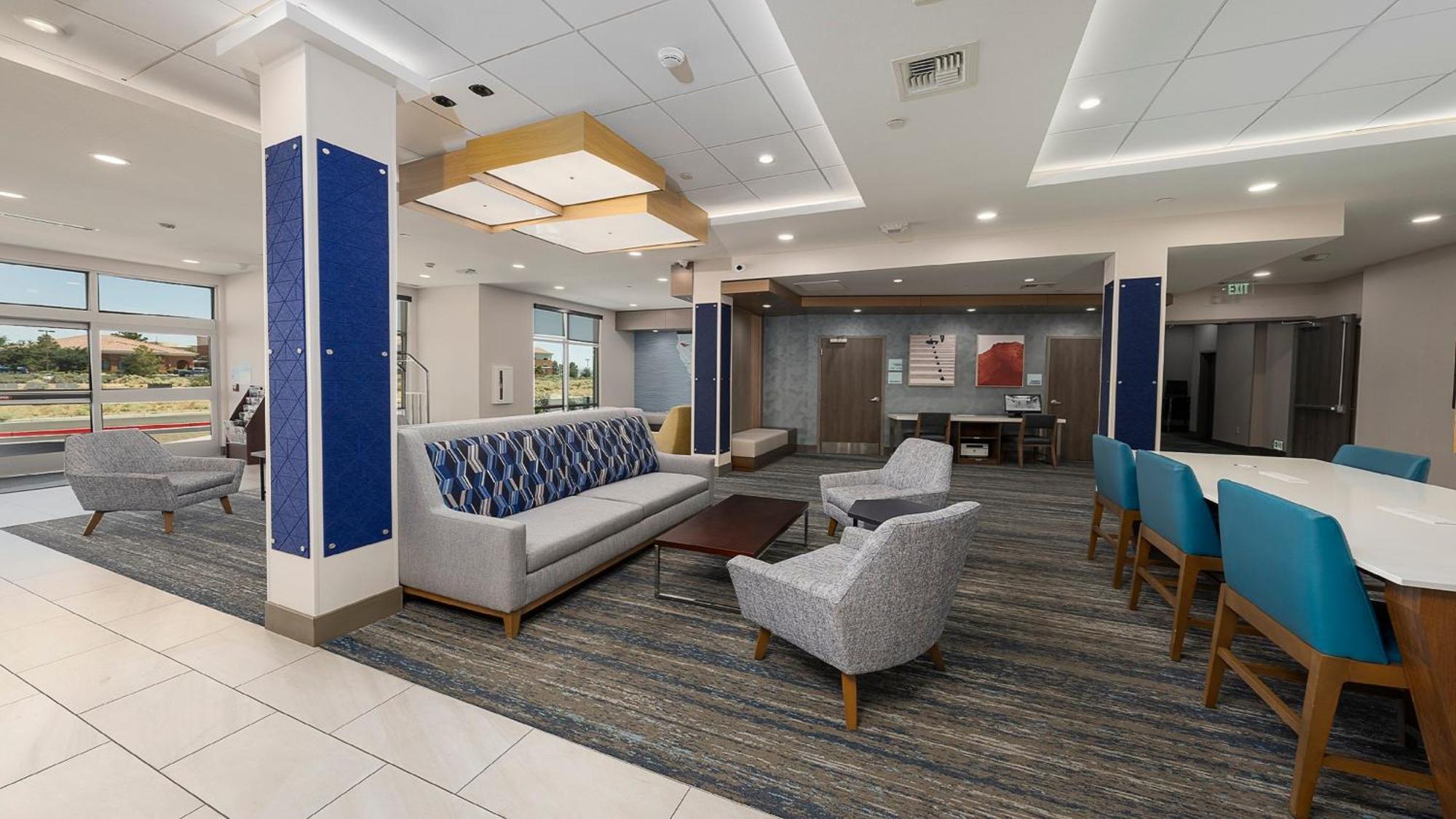 Holiday Inn Express & Suites Ridgecrest - China Lake By Ihg Dış mekan fotoğraf